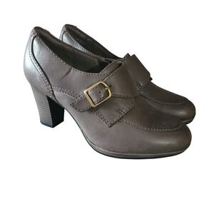 Clarks Bryn Poppy Leather Buckle Heeled Shoes Ankle Booties 5.5 Gray Office Chic